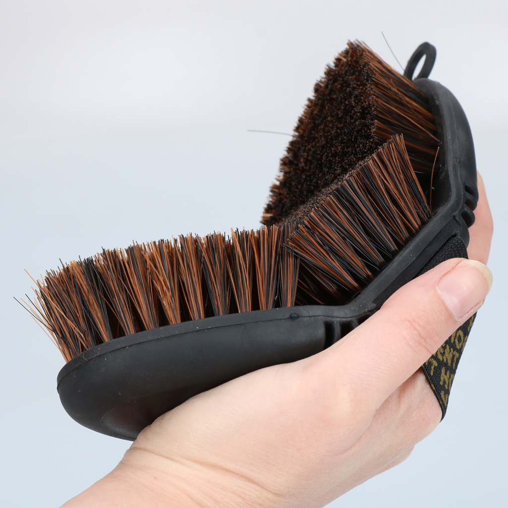 Excellent Horse Flexi Brush Soft  6