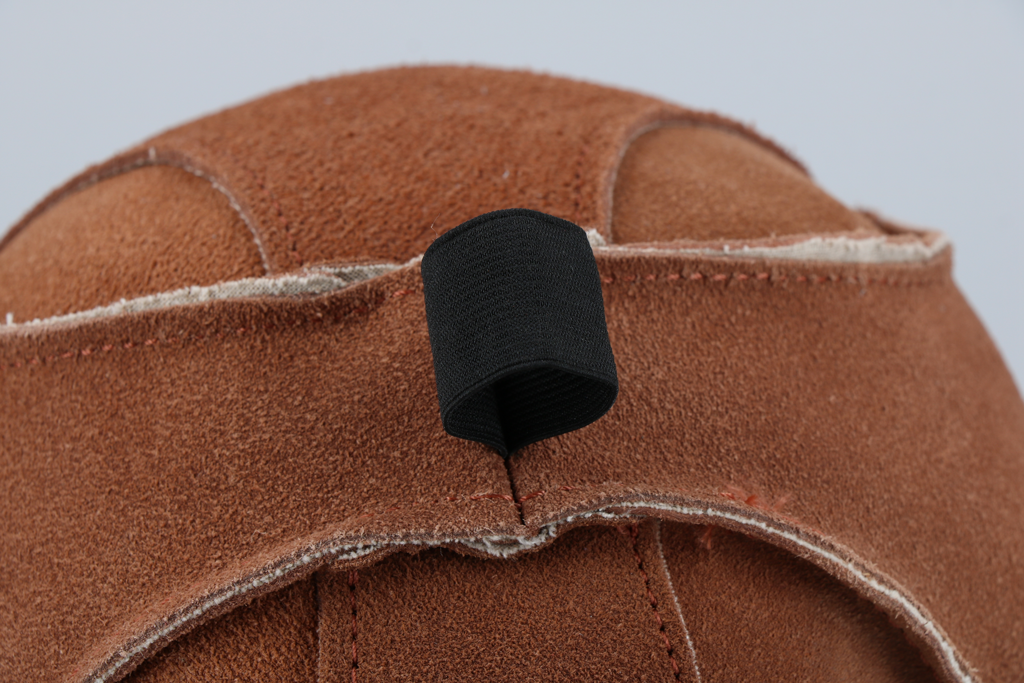 Excellent Horse Fun Play Ball Suede Bruin 3